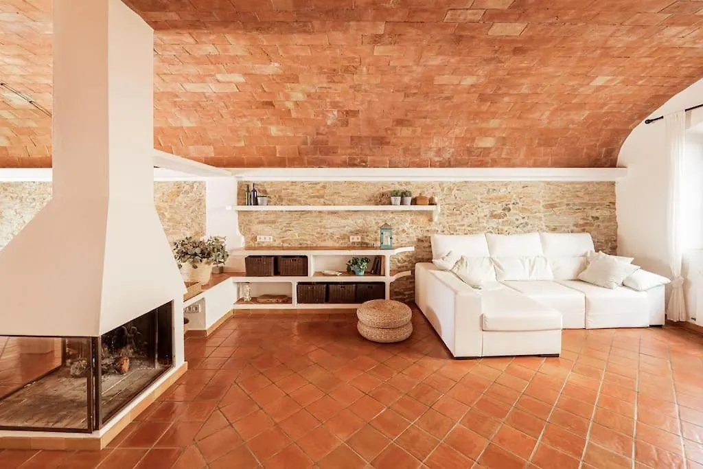 Village House With Pool In The Center Of Begur